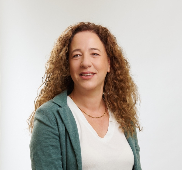 איריס עוזיאל