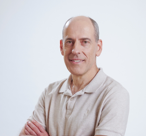 ד"ר אבנר פריאל